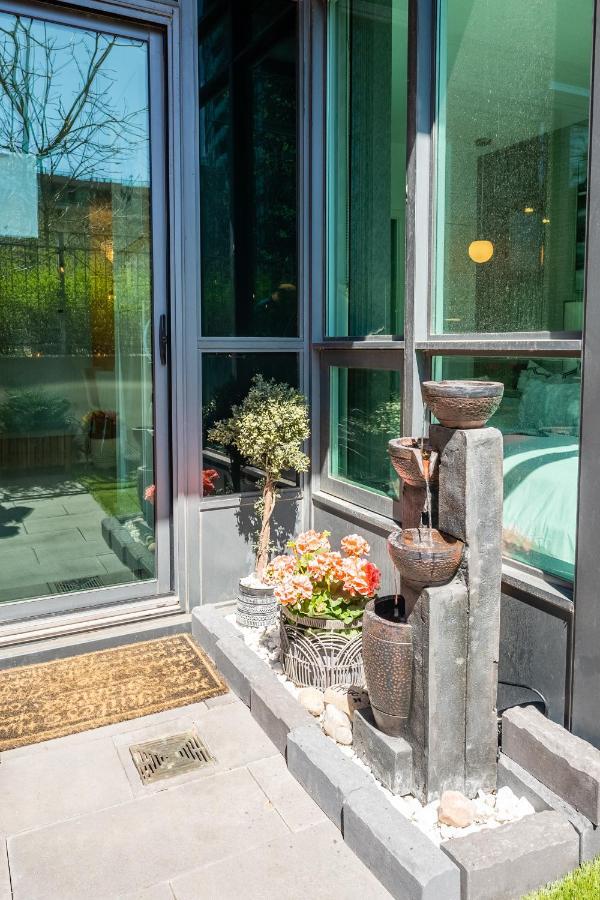 Luxury Suite With Private Patio In Downtown Toronto Exterior foto